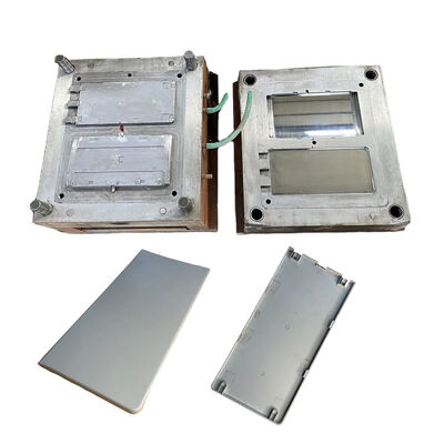 Precision Plastic Injection Mould voor magnetische waterapparaatonderdelen met aangepaste grootte Multi Cavity en spiegelpoets
