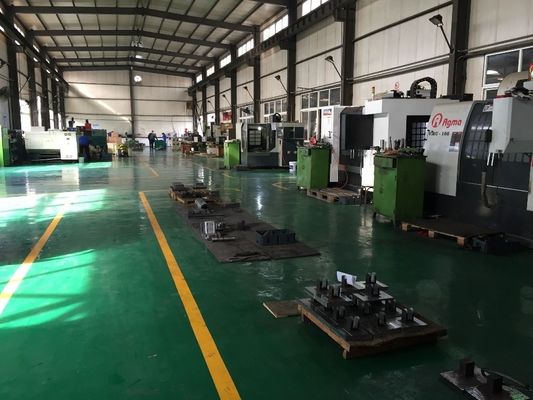 Hoge aluminium gietvorm voor speelgoed P20/718/738/NAK80/S136/2738/2316 Vormmateriaal en veel gebruikt in de productie