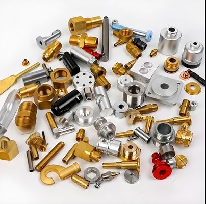 Persoonlijke afmetingen Aluminiumbewerkingsonderdelen met polijstoppervlaktebehandeling en ISO9001-certificering