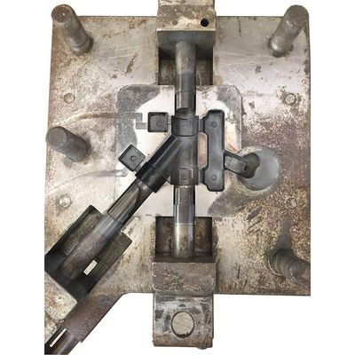 Metalen buizen met 2D/3D-tekening