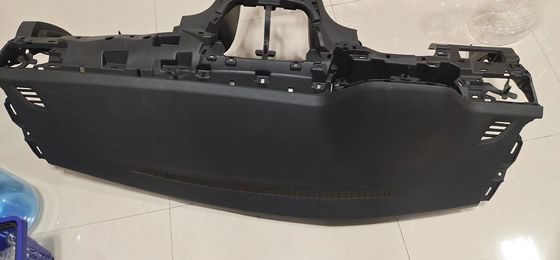 Polish Automotive Plastic Injection Mould voor interieur en exterieur onderdelen