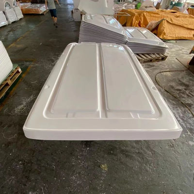 Op maat gemaakte vacuümvormonderdelen voor voertuigdakbekleding en ABS composiet leermateriaal door spuitgietdienst