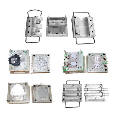 Hoogwaardige polijstkunststof spuitgietmatrijs met 250000-300000 cycli matrijslevensduur en P20/718/738H/NAK80/S136 matrijsmateriaal