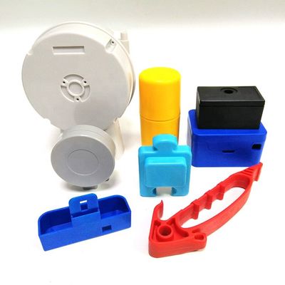 Standaard en op maat gemaakte plastic spuitgietdiensten met gereedschap voor meervoudige holtevormen