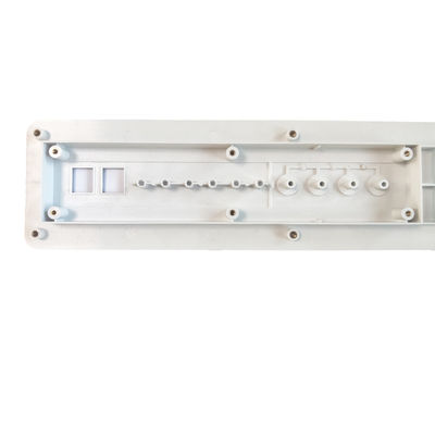 Kunststof spuitgietonderdelen met ABS/PA66/PP/PC/PMMA/PSU/PCTG/TPE/TPU/PBT materialen en spuitgiet- en snijservices
