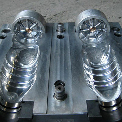 Hoogglanzend polijstoppervlak Afwerking Blow Mold voor huishoudelijke producten Op maat gemaakte plastic vorm ABS/PP/PS/PE/PVC/PA6/PA66