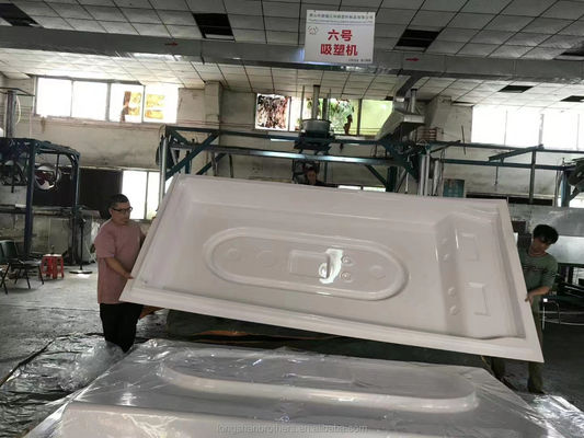 Gepersonaliseerd logo Acceptabele auto-accessoires Bumpers Vacuumforming Service met vorm Plastic Modeling Type