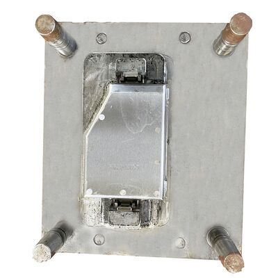 OEM Factory Direct Custom High Precision Mould Steel Hot Runner Plastic Injection Mould voor Automotive Interieuronderdelen Wholesale